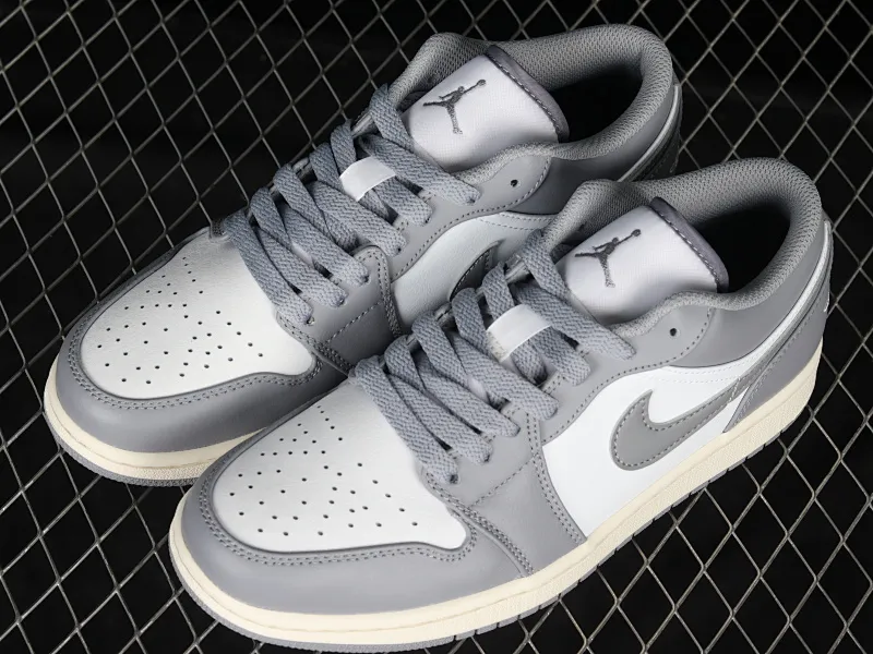 All categories Air Jordan Jordan series basketball shoes Air Jordan 1 Low G version pure original Air Jordan 1 Low "Vintage Grey" AJ1 Joe 1 white gray low-top basketball shoes 553558-053